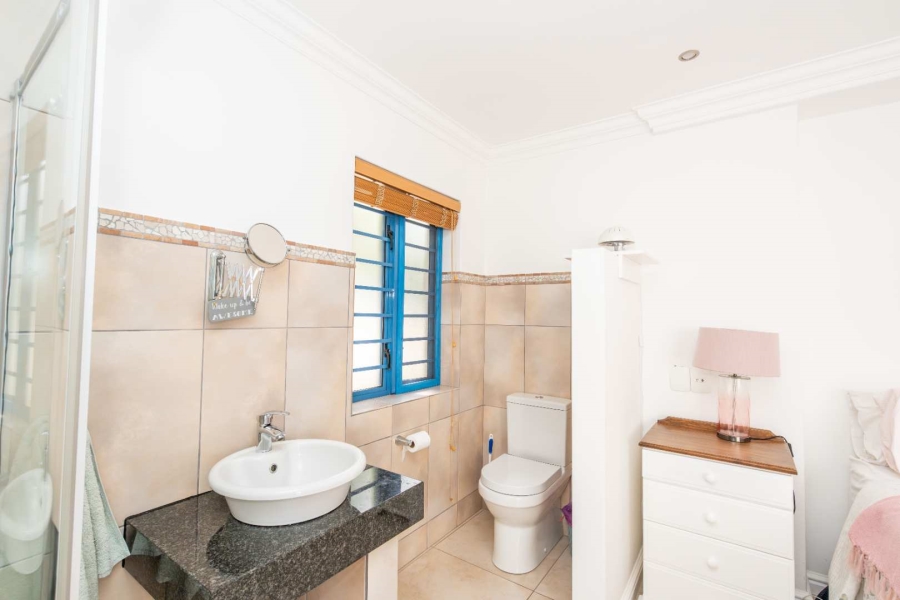 3 Bedroom Property for Sale in Blue Lagoon Western Cape